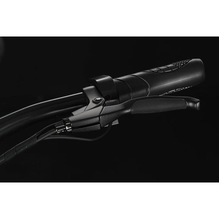 Z3 700c (BLACK YELLOW)